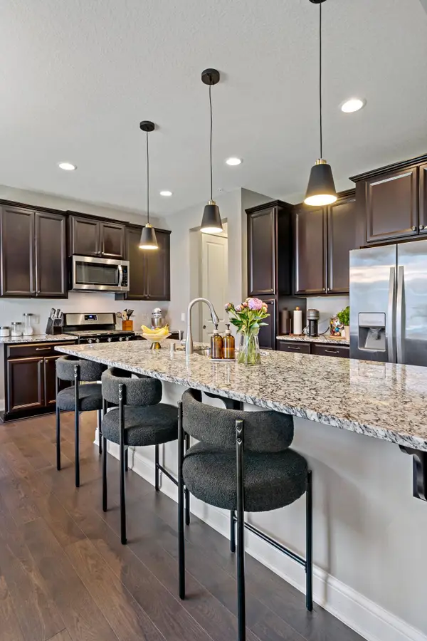 18147 Glassfern Lane, Lakeville, MN 55044