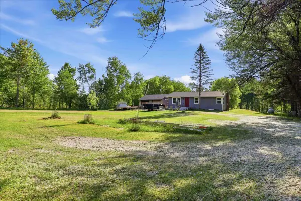 37513 Verdin Street Nw, Stanchfield, MN 55080