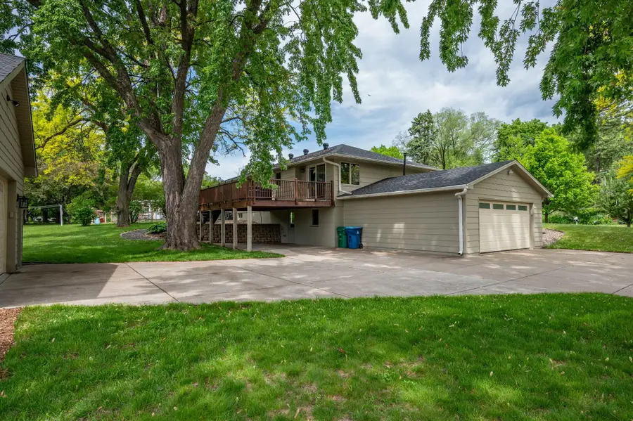 12715 27th Avenue N, Plymouth, MN 55441 - #2