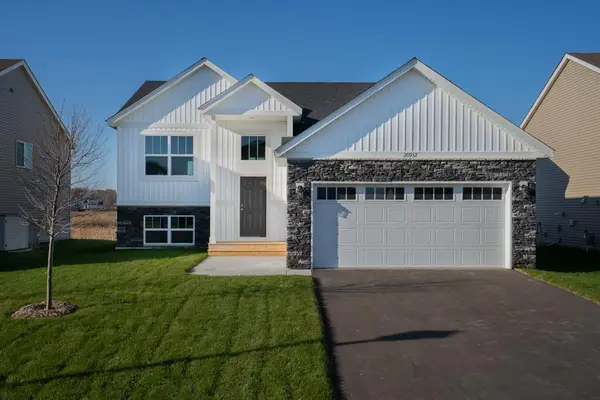 671 47th Avenue Ne, Saint Cloud, MN 56304