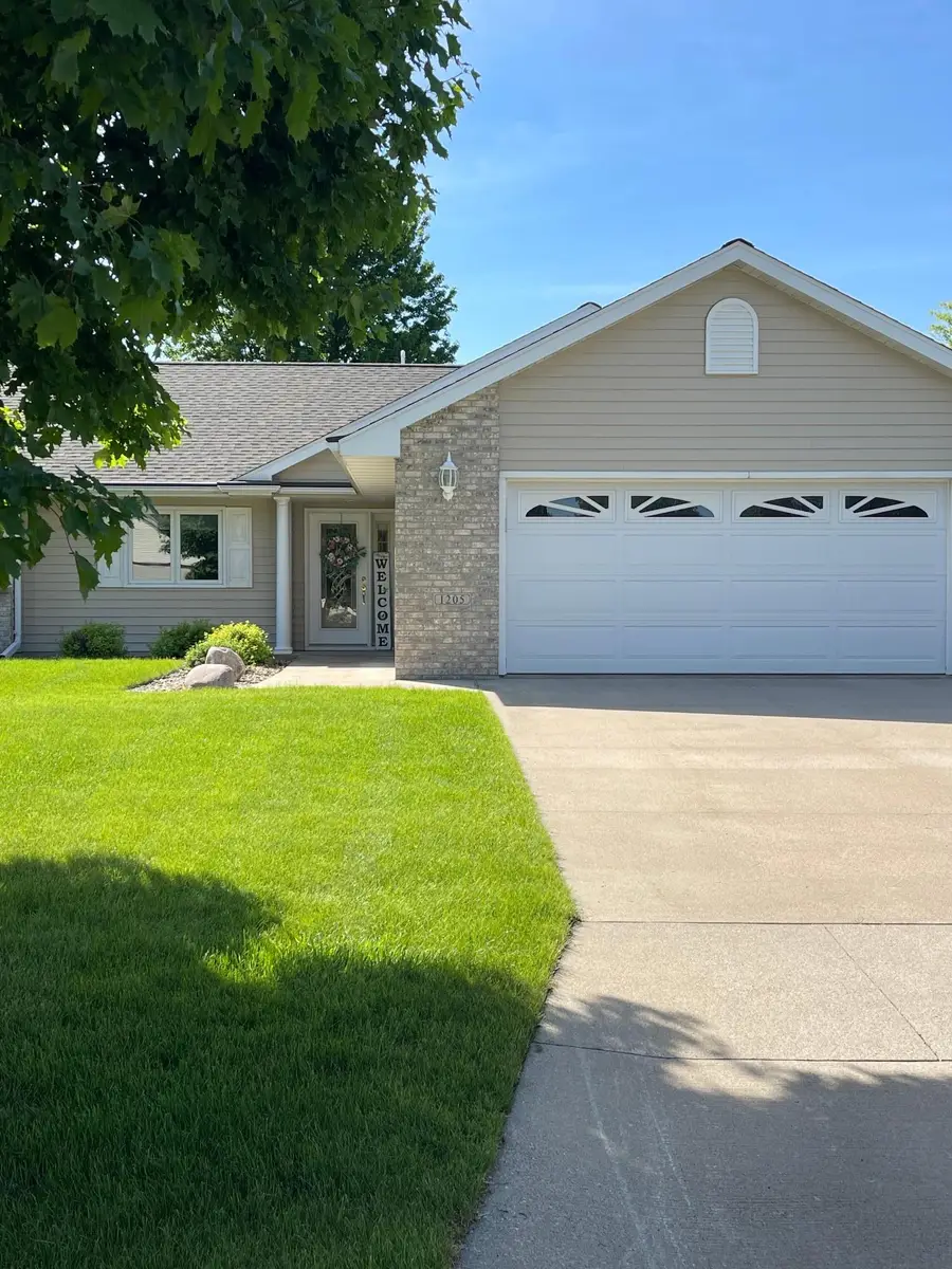 1205 26th Street Sw, Austin, MN 55912 - #3