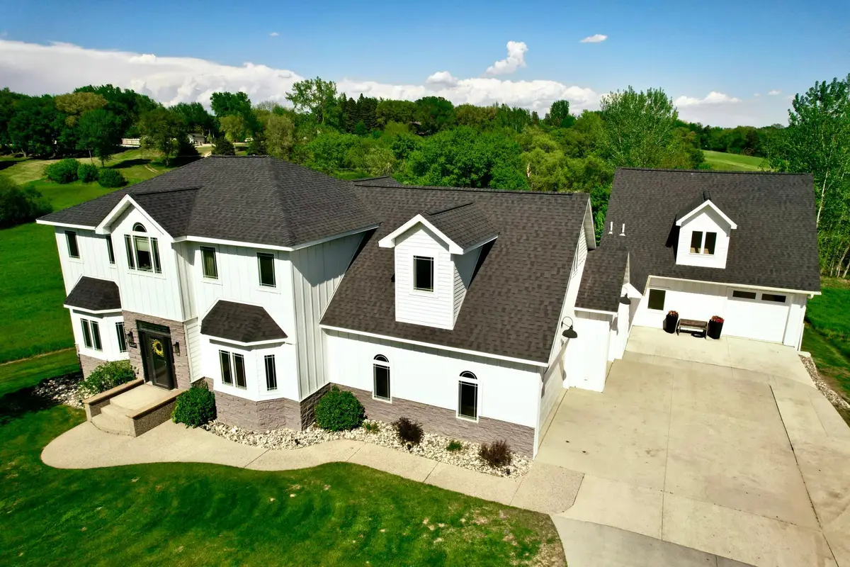 1207 S Martin Street, Fergus Falls, MN 56537 - #1