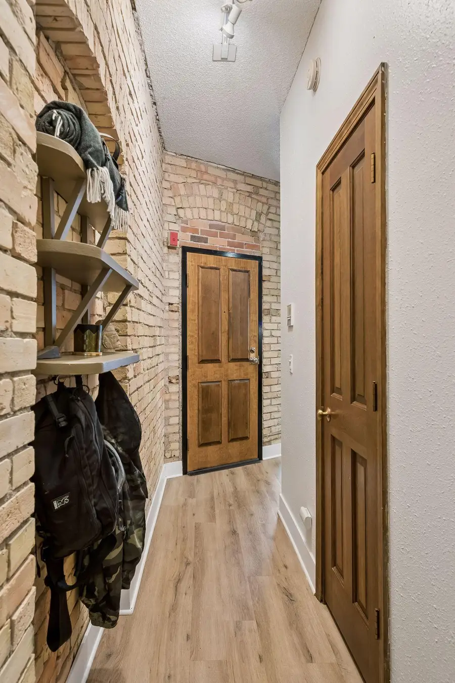601 S 9th Street #1, Minneapolis, MN 55404 - #2