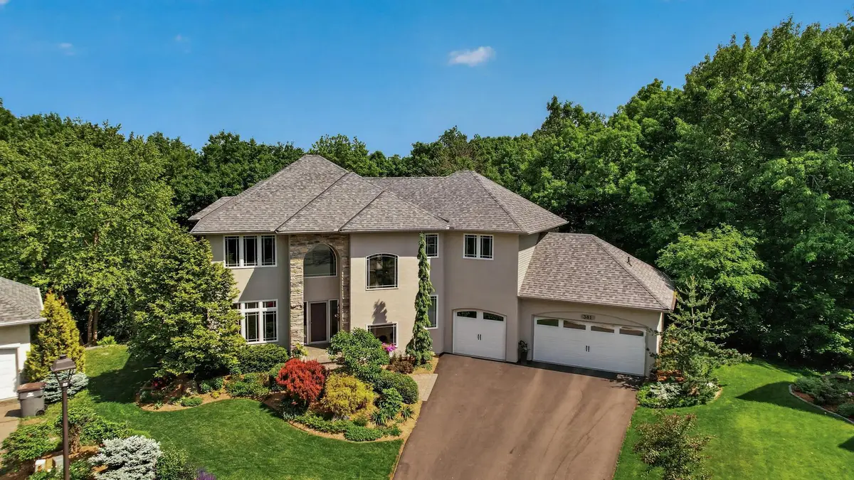 381 Del Rio Drive, Chanhassen, MN 55317 - #1