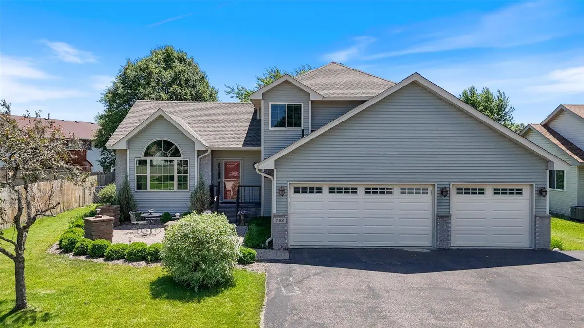 7101 91st Trail N, Brooklyn Park, MN 55445 - #1