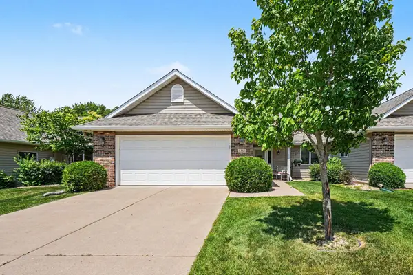 608 Cherrywood Court, Red Wing, MN 55066
