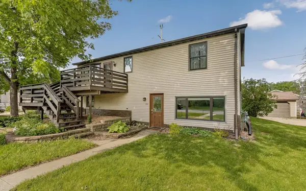 105 6th Avenue Nw, Dodge Center, MN 55927