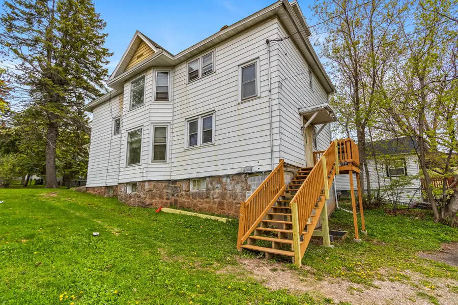 1122 E 5th Street, Duluth, MN 55805 - #3