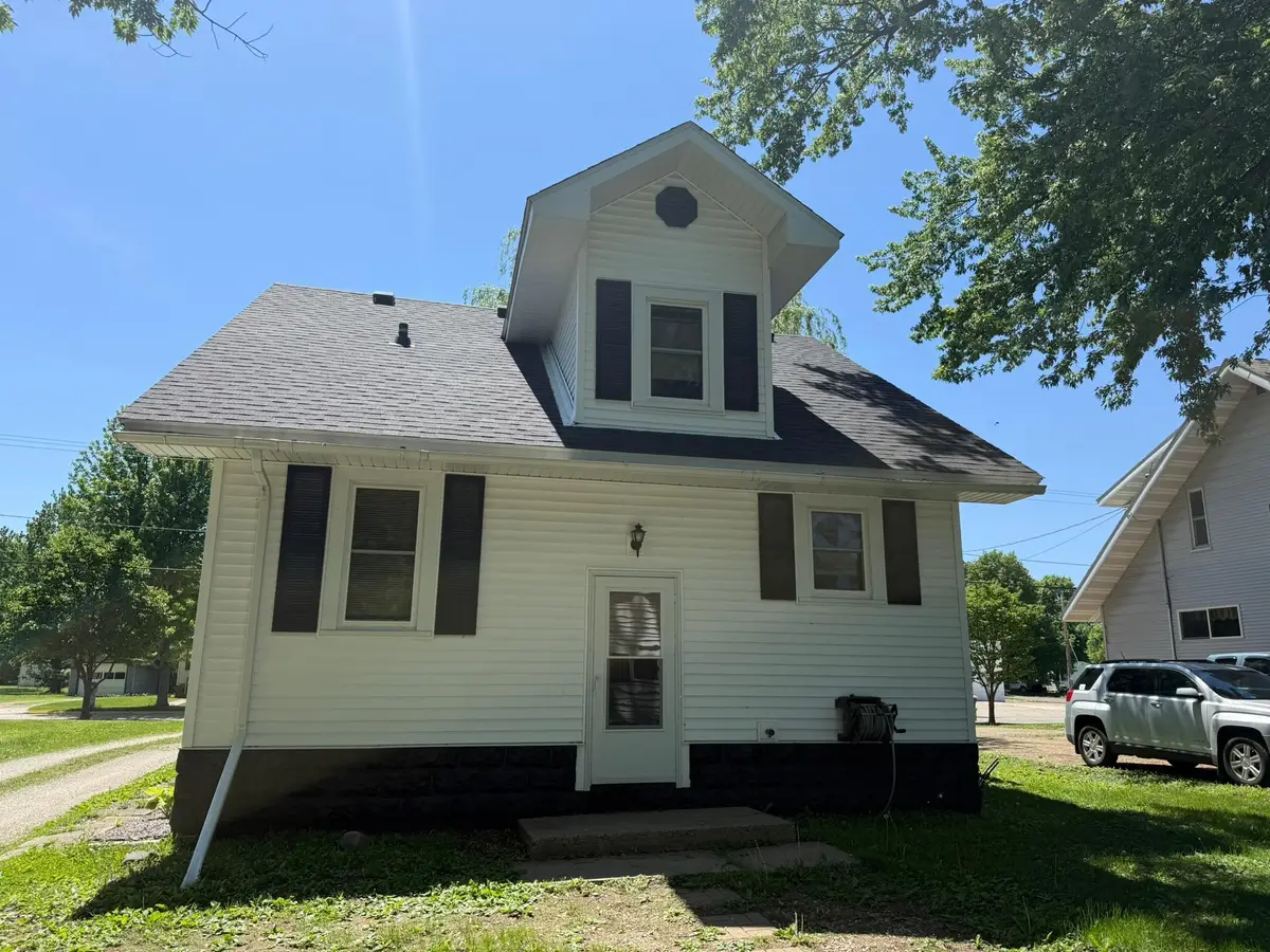 211 2nd Street Se, New Richland, MN 56072 - #1