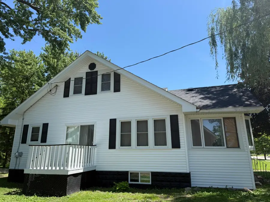211 2nd Street Se, New Richland, MN 56072 - #3