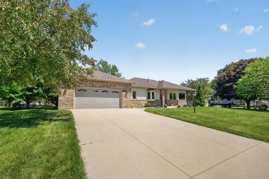 801 Grandview Court Se, Stewartville, MN 55976 - #2