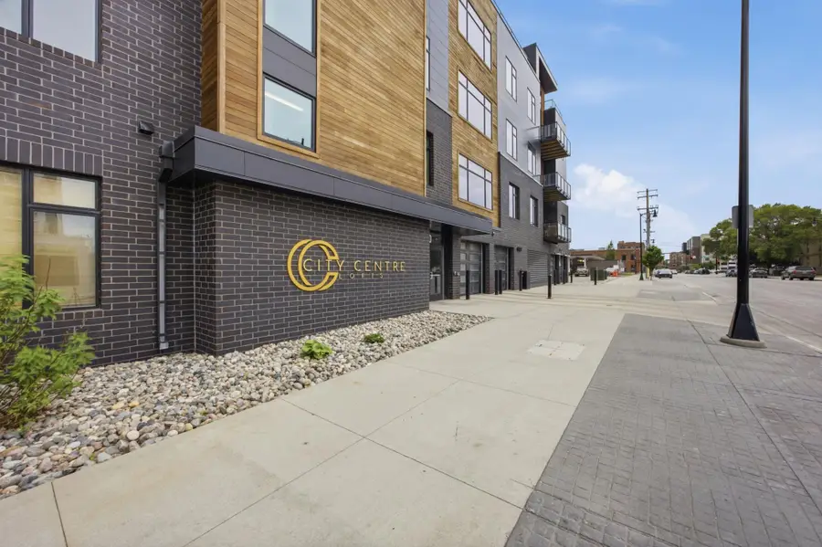 200 4th Avenue N #102, Fargo, ND 58102 - #2