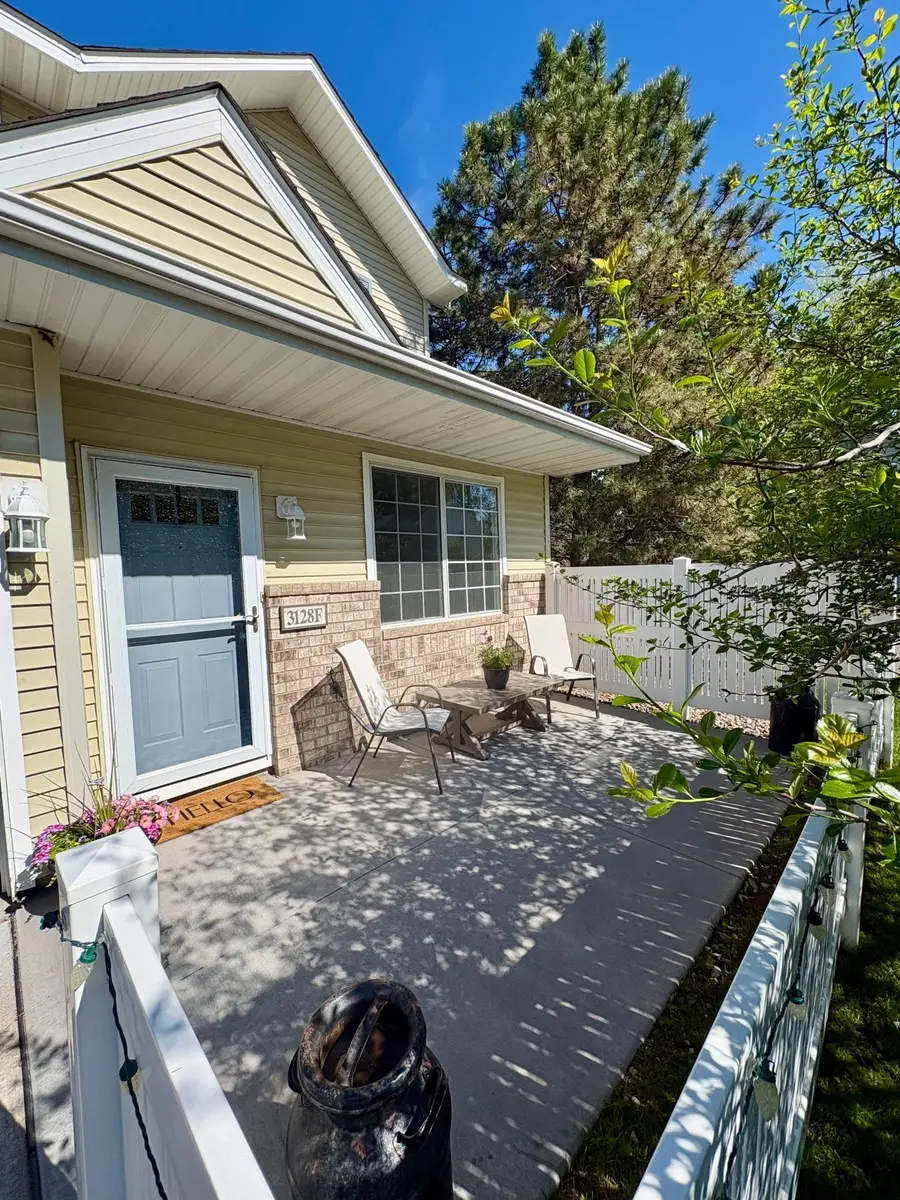 3128 Juniper Lane #F, Woodbury, MN 55125 - #3