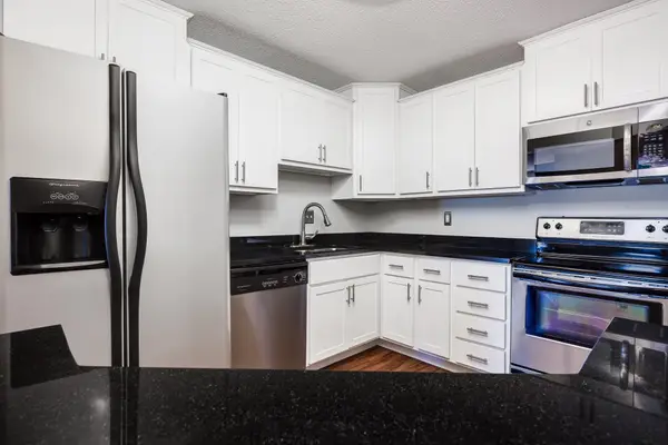 78 10th Street E #506, Saint Paul, MN 55101