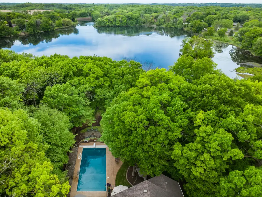 8551 Summit Oaks Bay, Savage, MN 55378 - #3