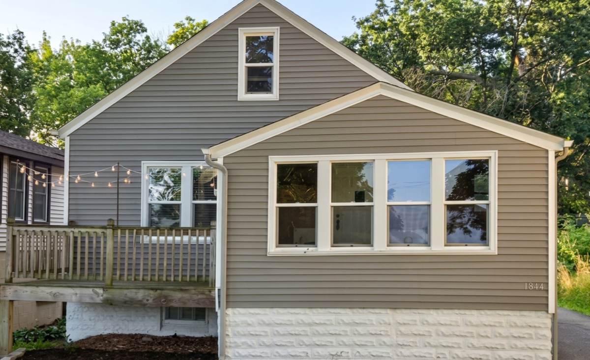 1844 E Shore Drive, Maplewood, MN 55109 - #1