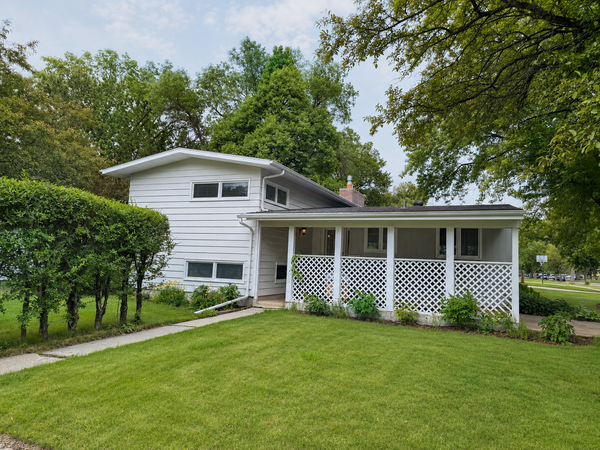 3002 8th Street N, Fargo, ND 58102