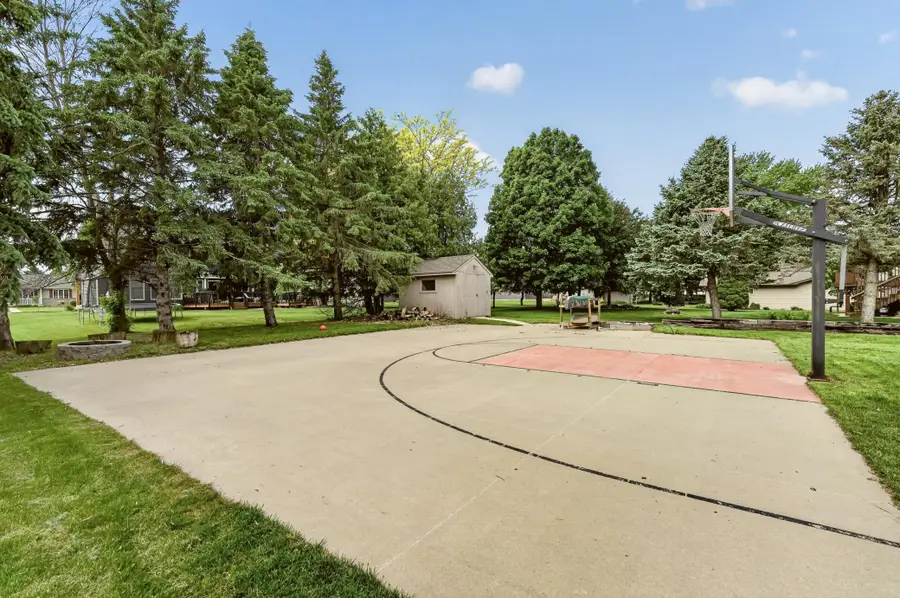 1004 6th Street Nw, Dodge Center, MN 55927 - #2
