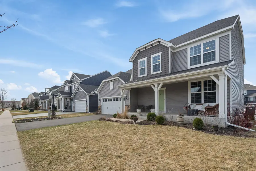 561 14th Street Nw, New Brighton, MN 55112 - #2