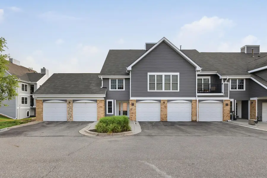 6048 Chasewood Parkway #1, Minnetonka, MN 55343 - #2