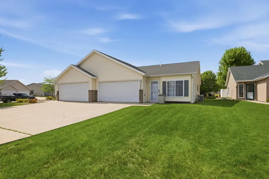 3404 38th Street S, Moorhead, MN 56560 - #2