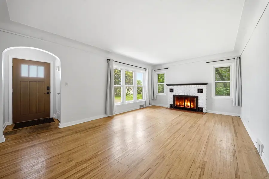 1783 White Bear Avenue N, Maplewood, MN 55109 - #3