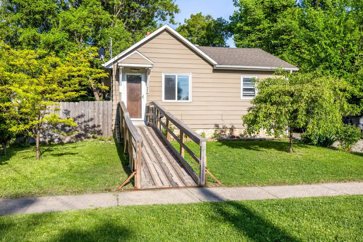 405 14th Street N, Moorhead, MN 56560 - #1