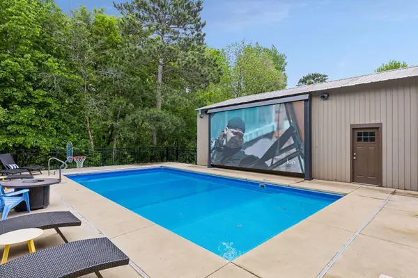 2900 Skyline Drive, Eagan, MN 55121