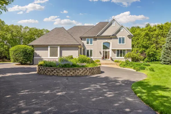 23 Scotch Pine Circle, North Oaks, MN 55127