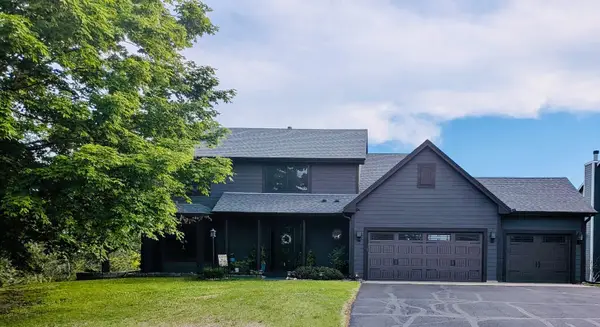 10057 Raleigh Court, Woodbury, MN 55129