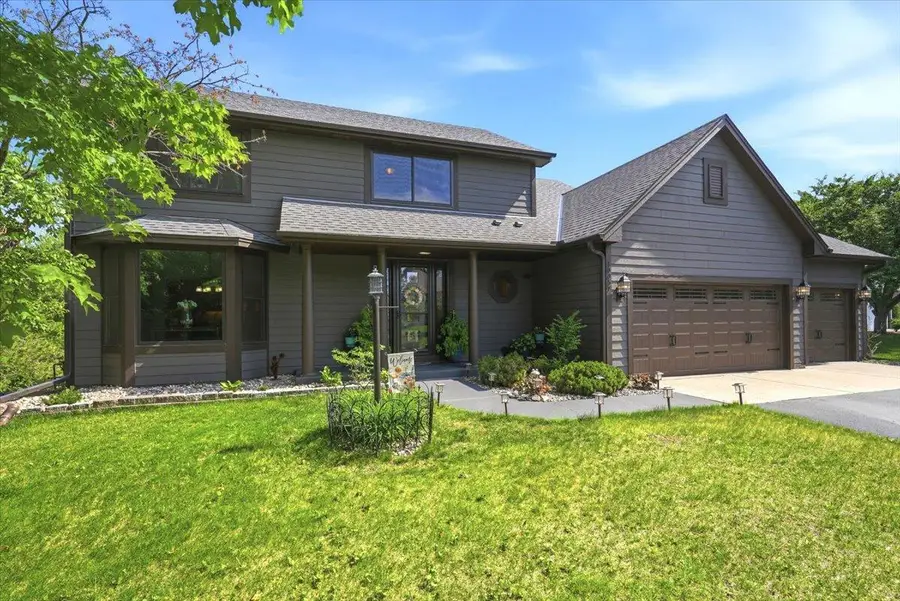 10057 Raleigh Court, Woodbury, MN 55129 - #2