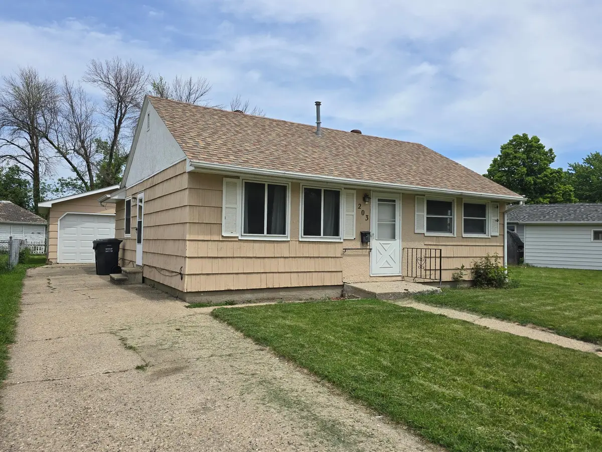 203 Thomas Avenue, Worthington, MN 56187 - #1