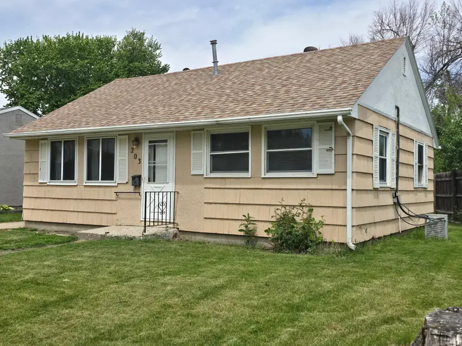 203 Thomas Avenue, Worthington, MN 56187 - #2