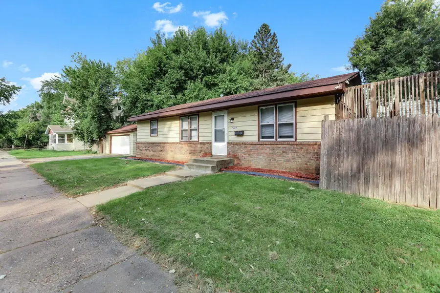 2304 Sheridan Avenue N, Minneapolis, MN 55411 - #2