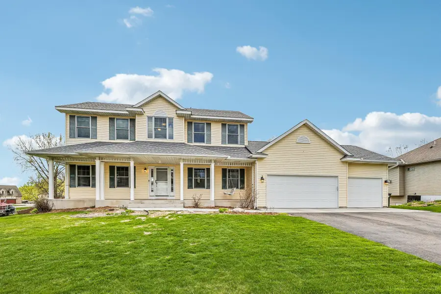 2608 Sandterra Circle, White Bear, MN 55110 - #2