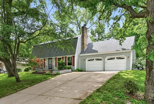 113 E 135th Street, Burnsville, MN 55337