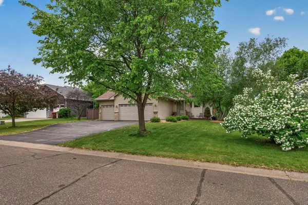 7854 Isleton Avenue S, Cottage Grove, MN 55016