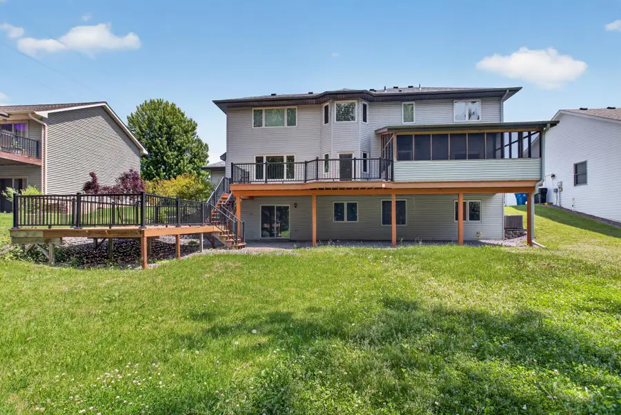 3057 Walter Street, Maplewood, MN 55109 - #3