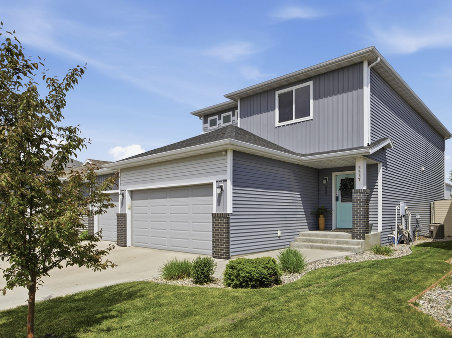 5537 38th Avenue S, Fargo, ND 58104 - #2