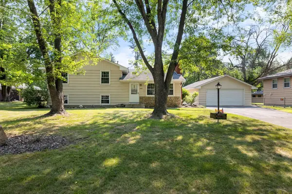 9508 Oliver Avenue N, Brooklyn Park, MN 55444