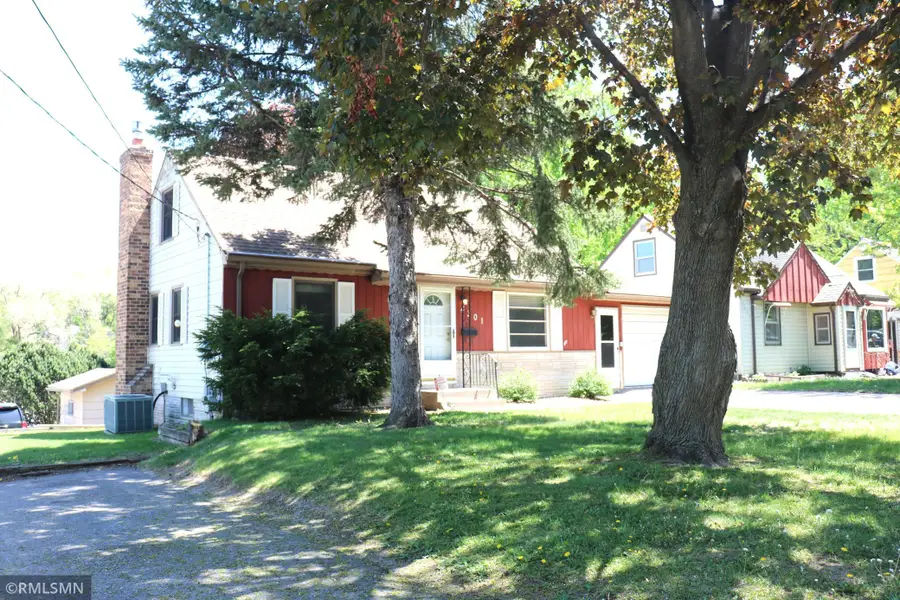 4301 2nd Street Ne, Columbia Heights, MN 55421 - #2