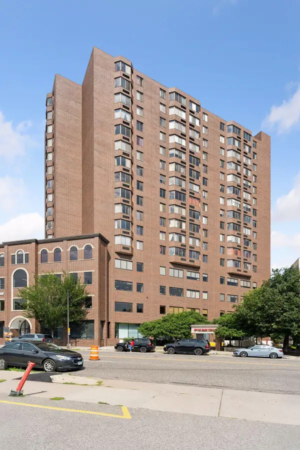 360 Sherman Street #1604, Saint Paul, MN 55102