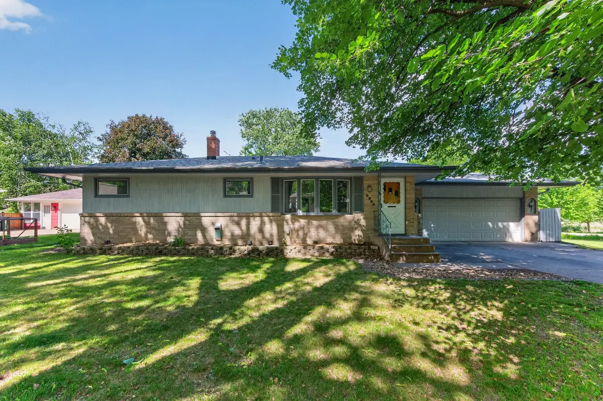 2985 Marion Street, Roseville, MN 55113 - #1
