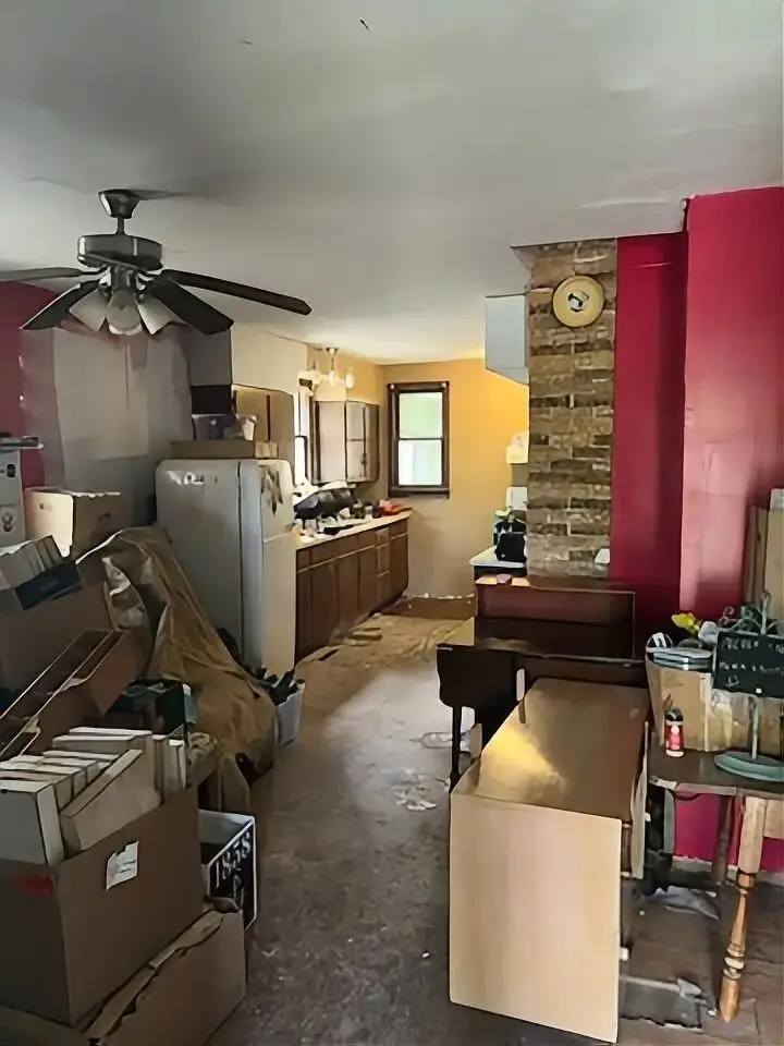 523 Center Street, Clinton, MN 56225 - #2