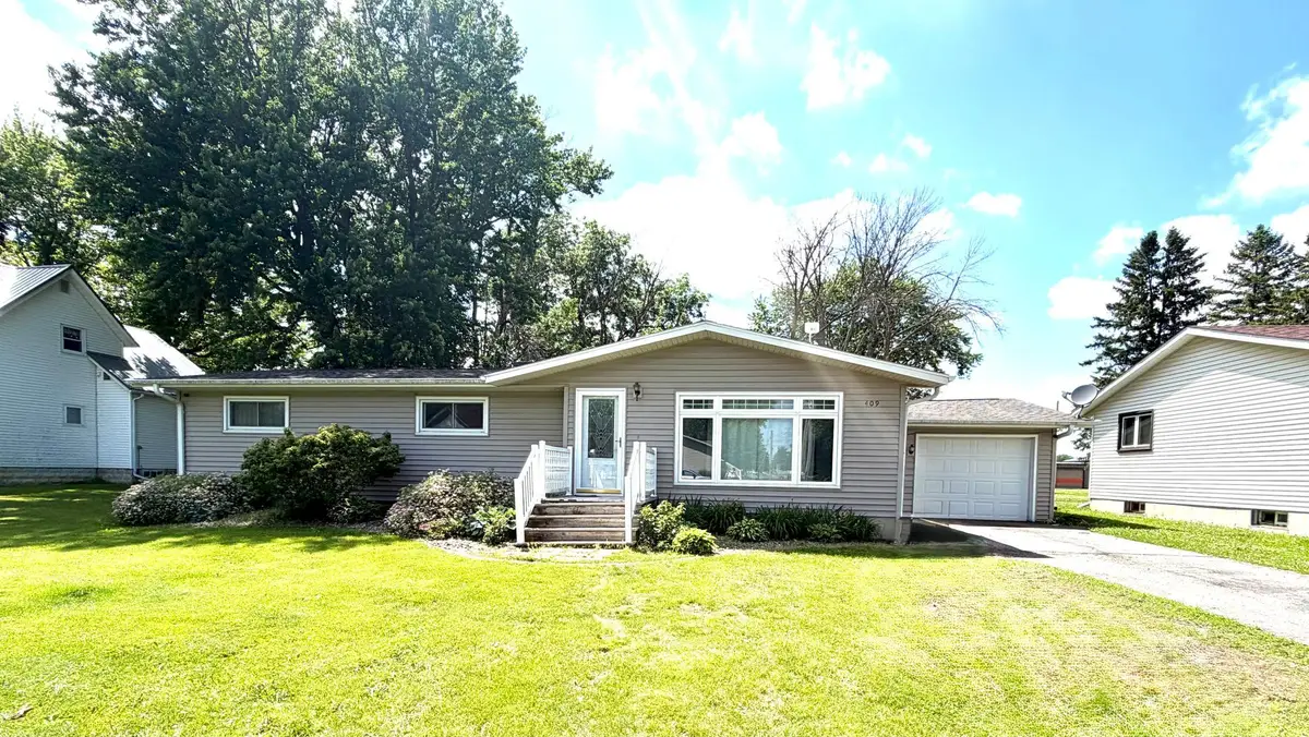 409 3rd Street Ne, Grand Meadow, MN 55936 - #1