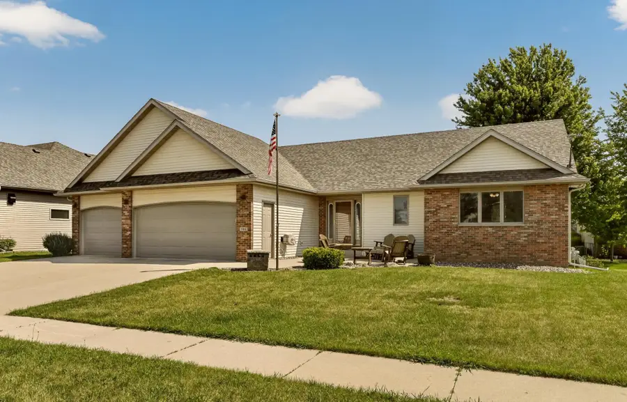 906 Bucknell Boulevard Se, Stewartville, MN 55976 - #2