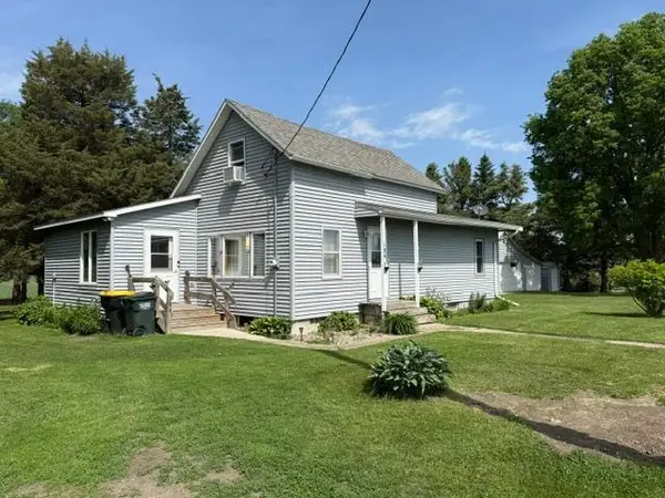 106 Boulevard Street, Belview, MN 56214