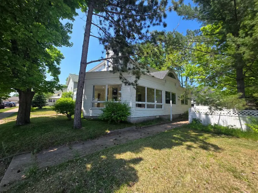 9 4th Avenue, Shell Lake, WI 54871 - #2