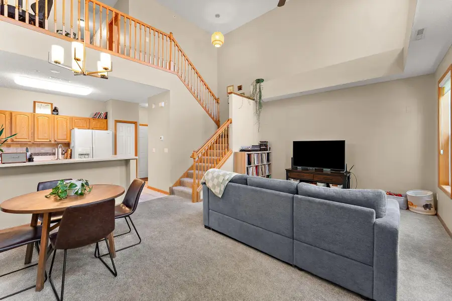 1610 Woodlynn Avenue #3, Maplewood, MN 55109 - #3