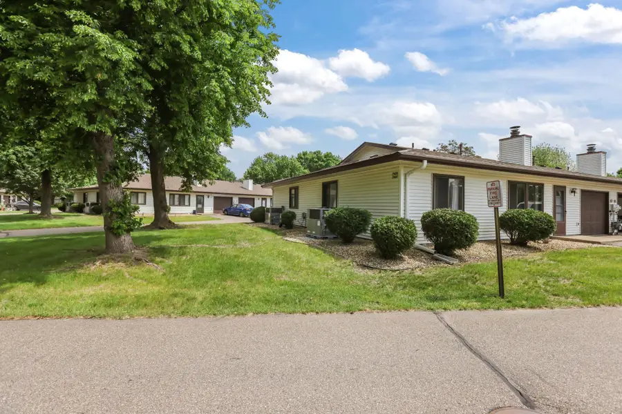 7905 85th Court N, Brooklyn Park, MN 55445 - #3